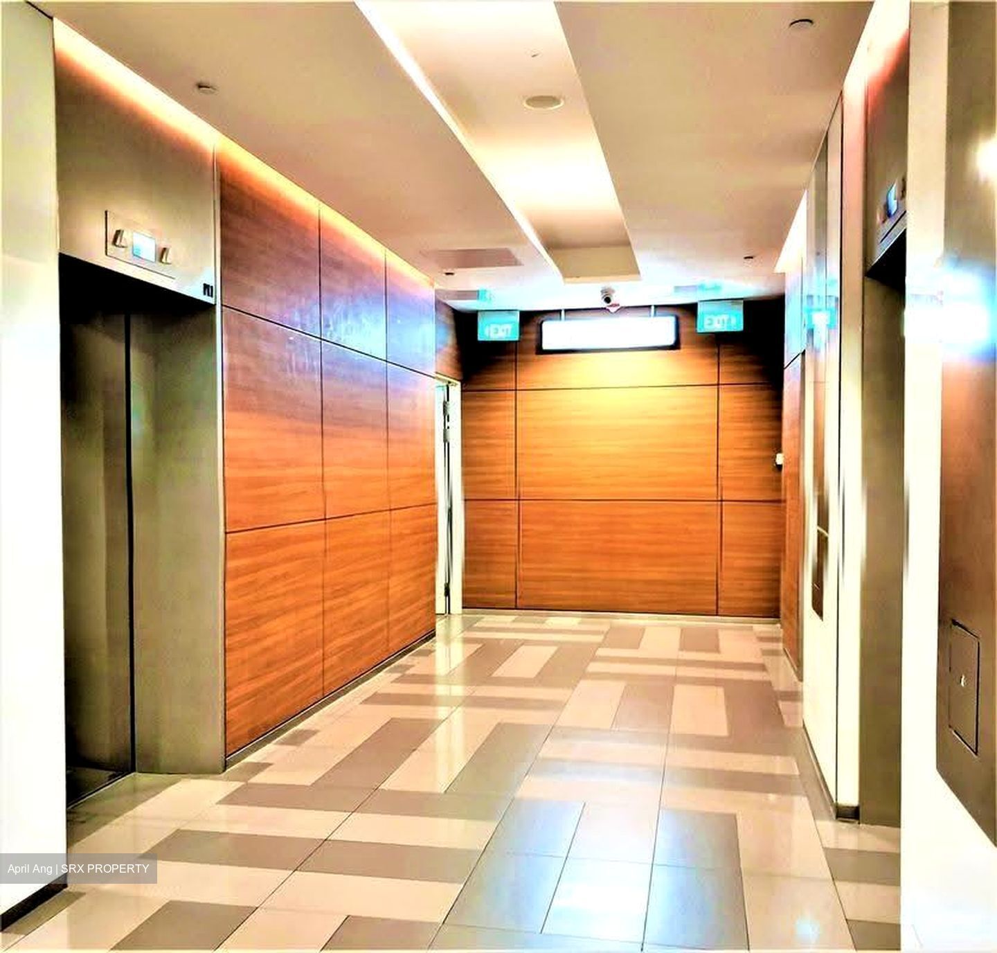 Central Plaza (D3), Office #617717591